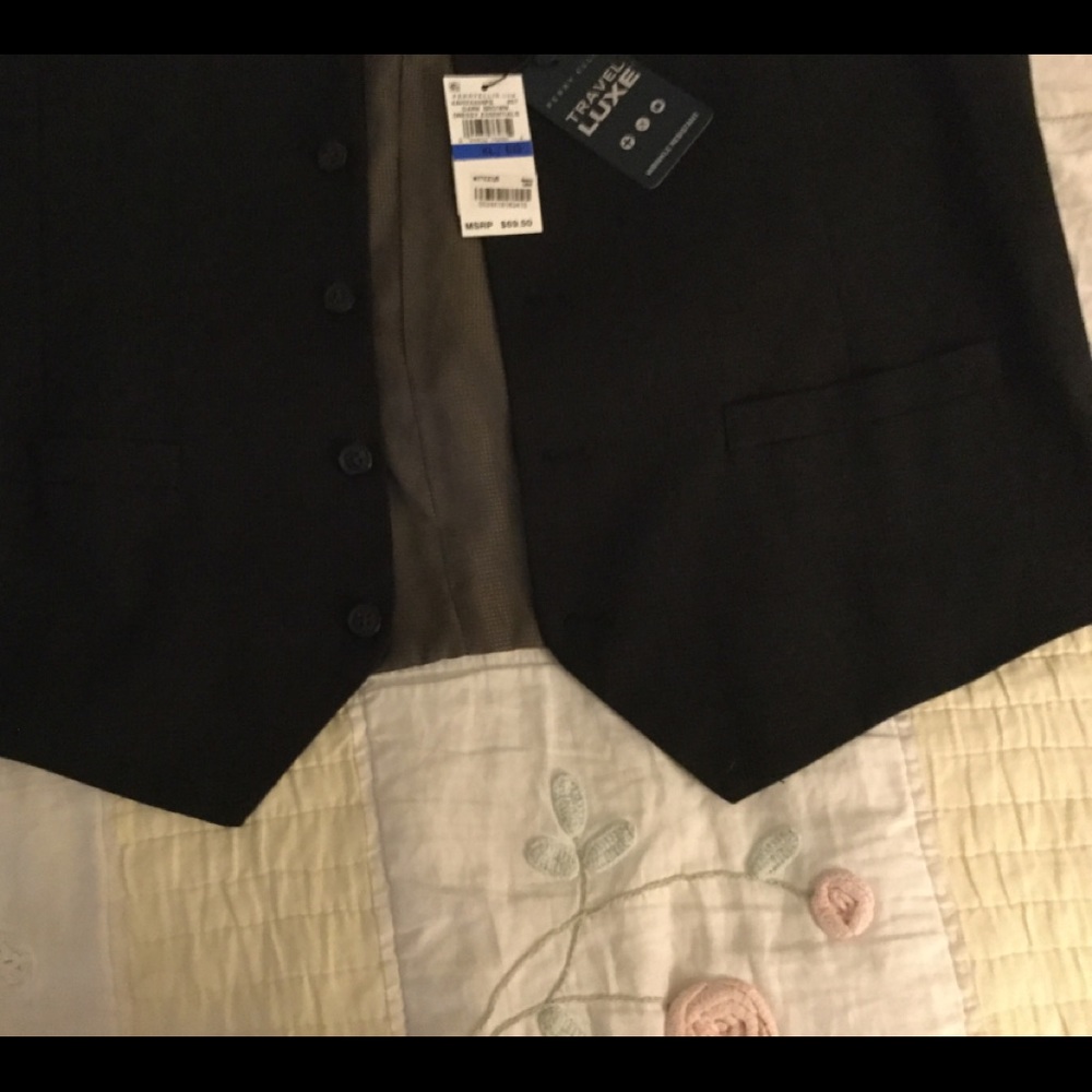 PerryEllis vest - Picture 5 of 8